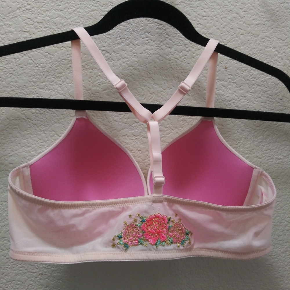 Victoria Secret PINK Bra size 36C